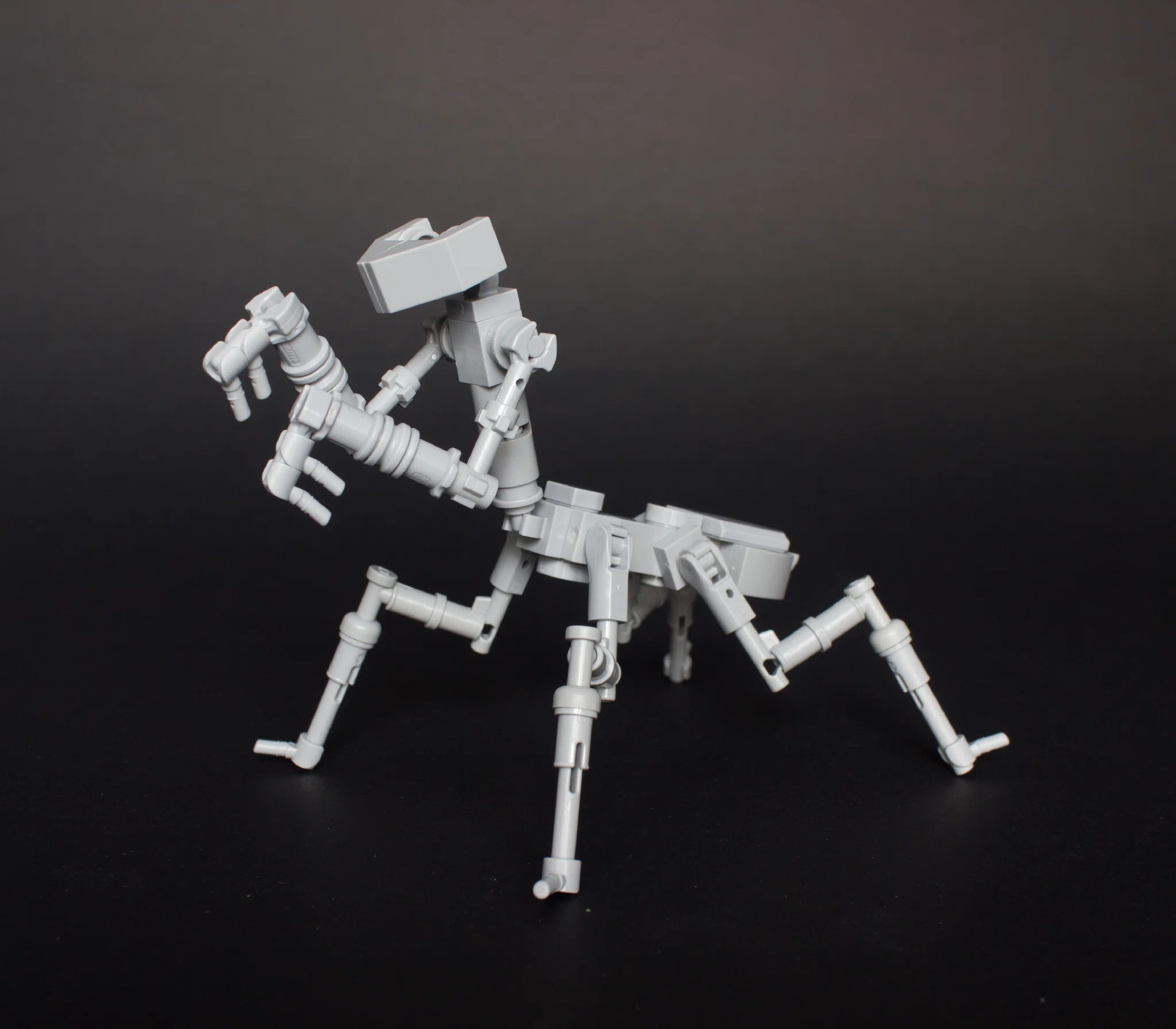 Robo-Mantis by thundrabuilds