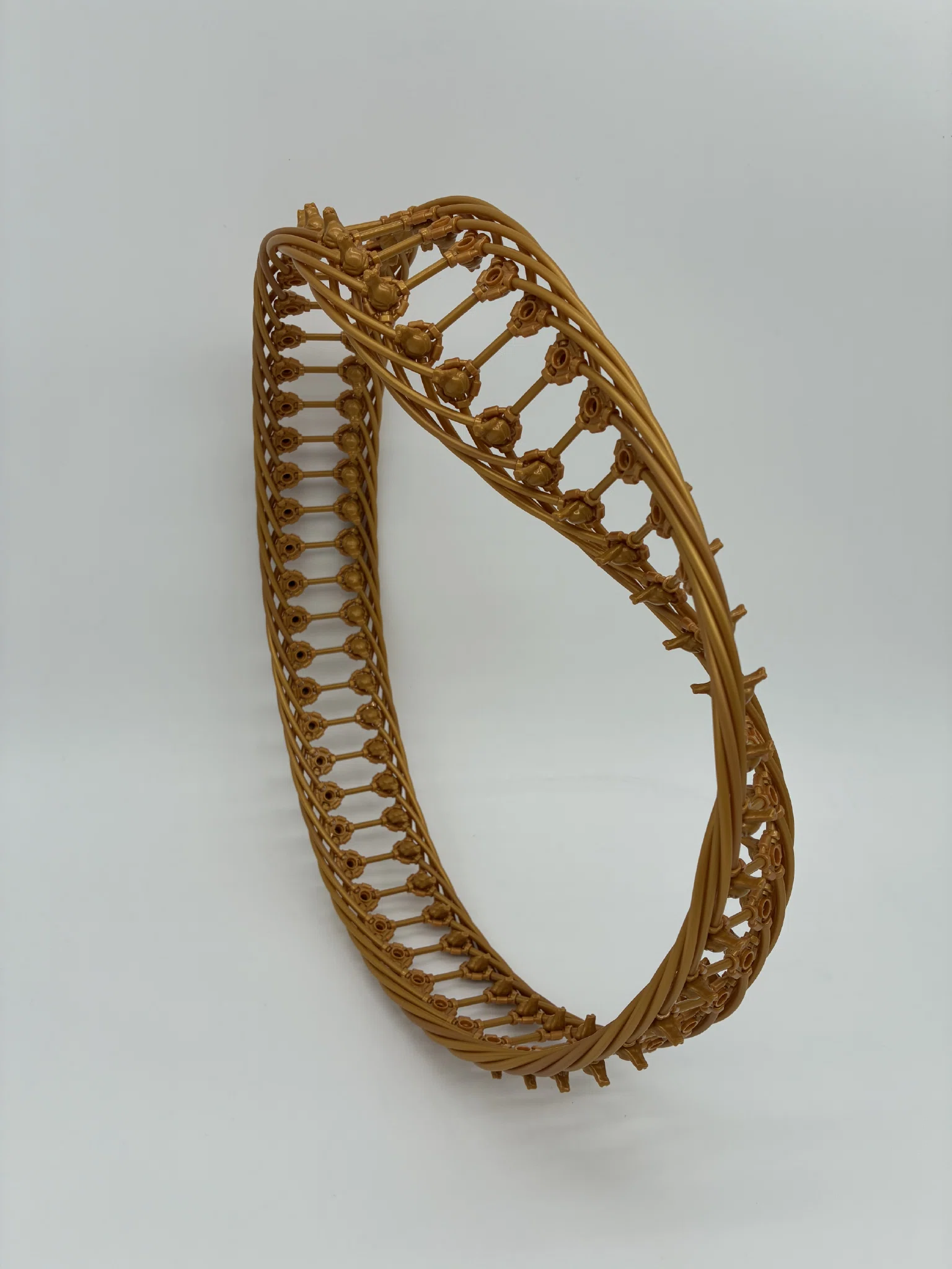Mobius Loop by ToysOnTheSide